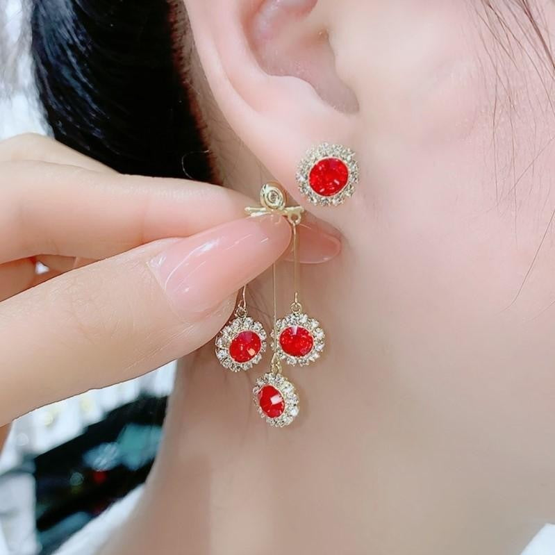 Zircon Round Petal Earring