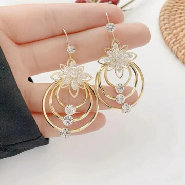 Geometric multi-layered circle flower earrings